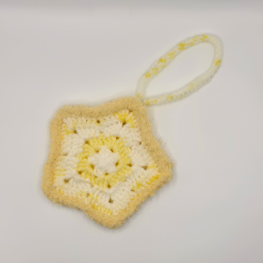 Fluffy Star Pouch | Yellow & White